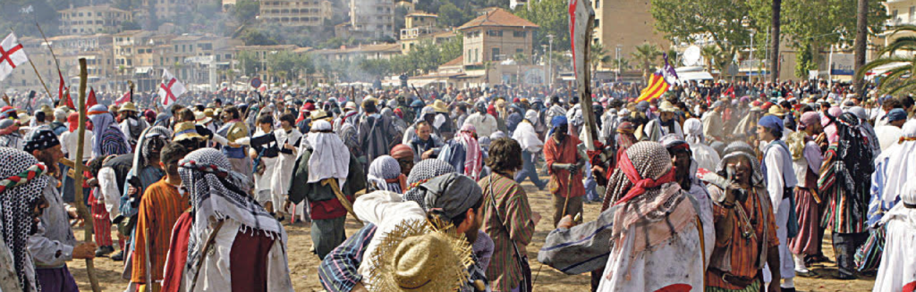 People celebrating de Fiesta Patrona