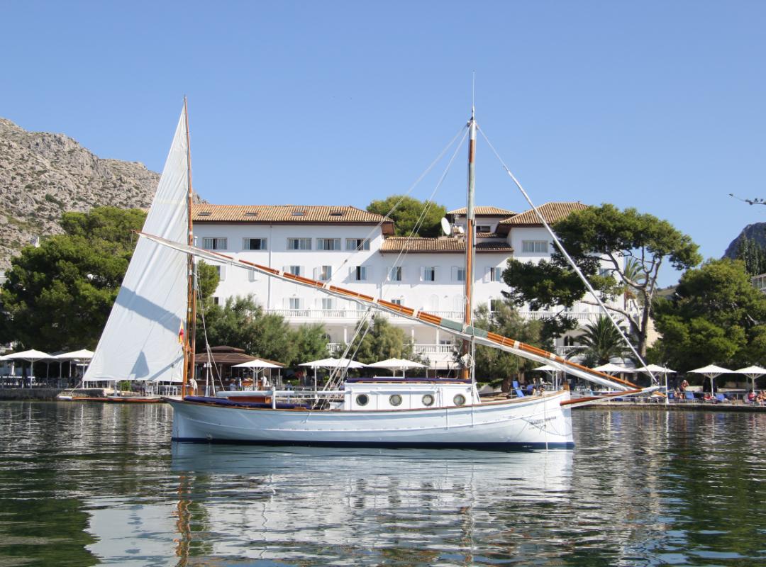 Hoposa Illa d'Or Puerto Pollensa, Mallorca Official site