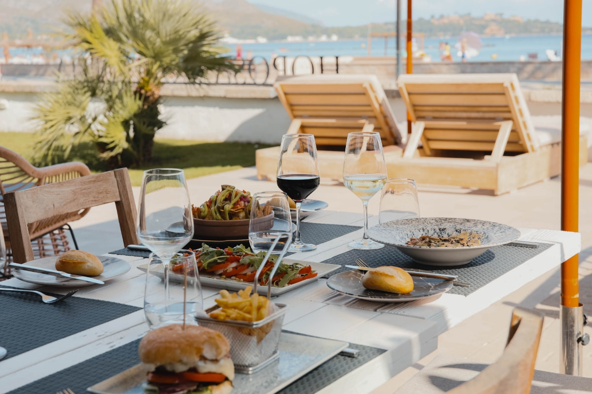 Lunch on the seafront in Pollentia Restaurant