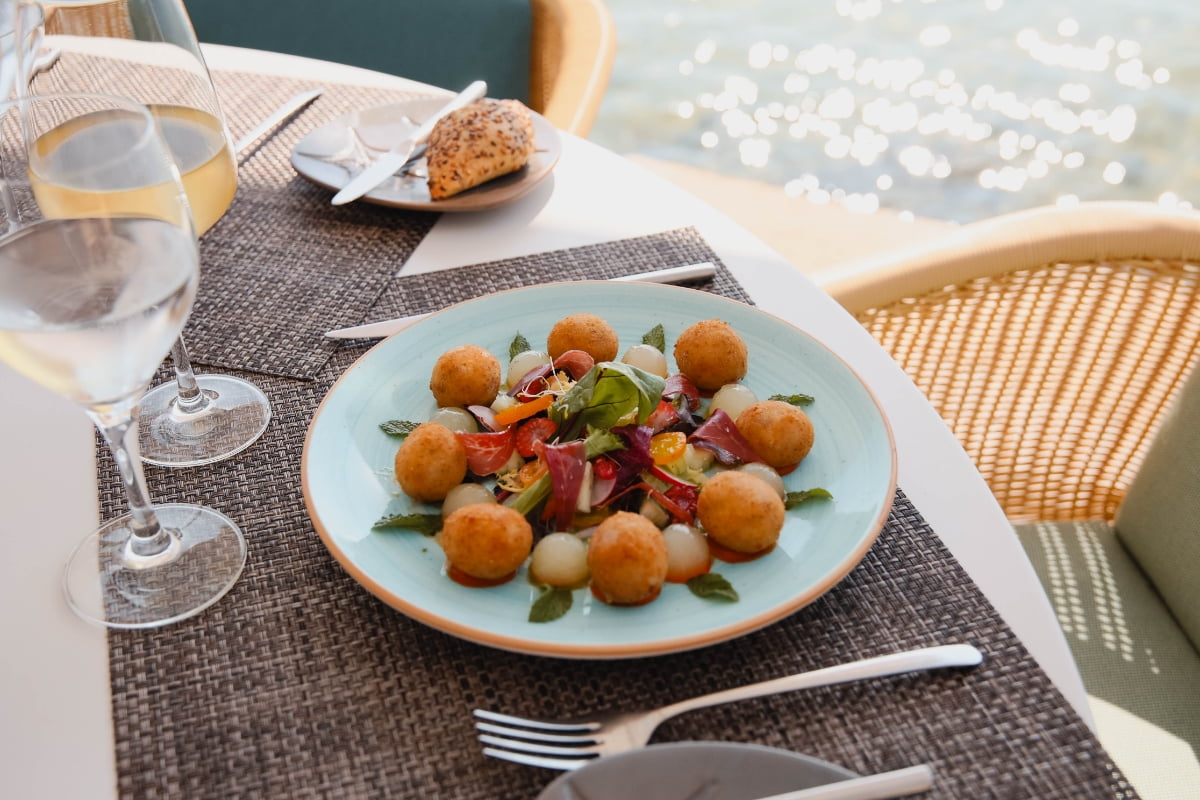 Detail of a lunch served at one of the Hoposa Restaurants