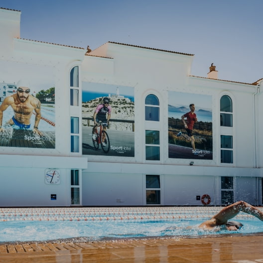 Piscina para atletas